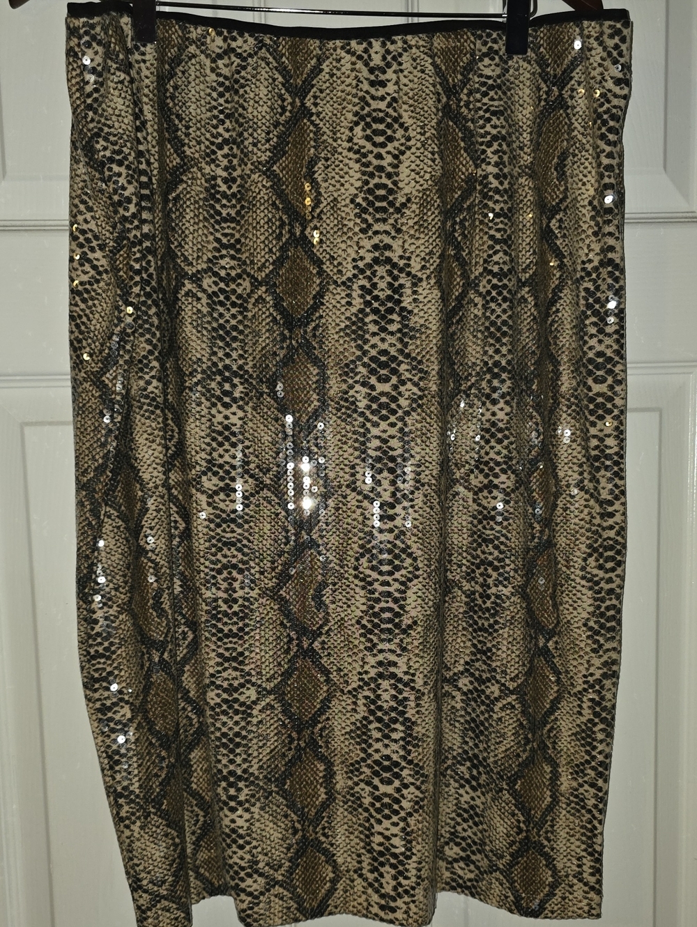 Sequin Snake-Print Pencil Skirt in Beige/Brown